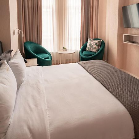 Hotel Well Inn Tbilisi Ngoại thất bức ảnh