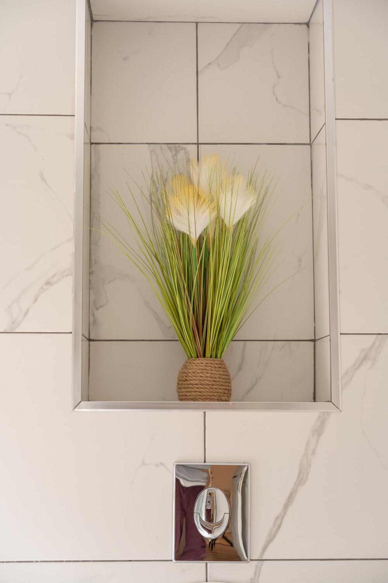 Hotel Well Inn Tbilisi Ngoại thất bức ảnh