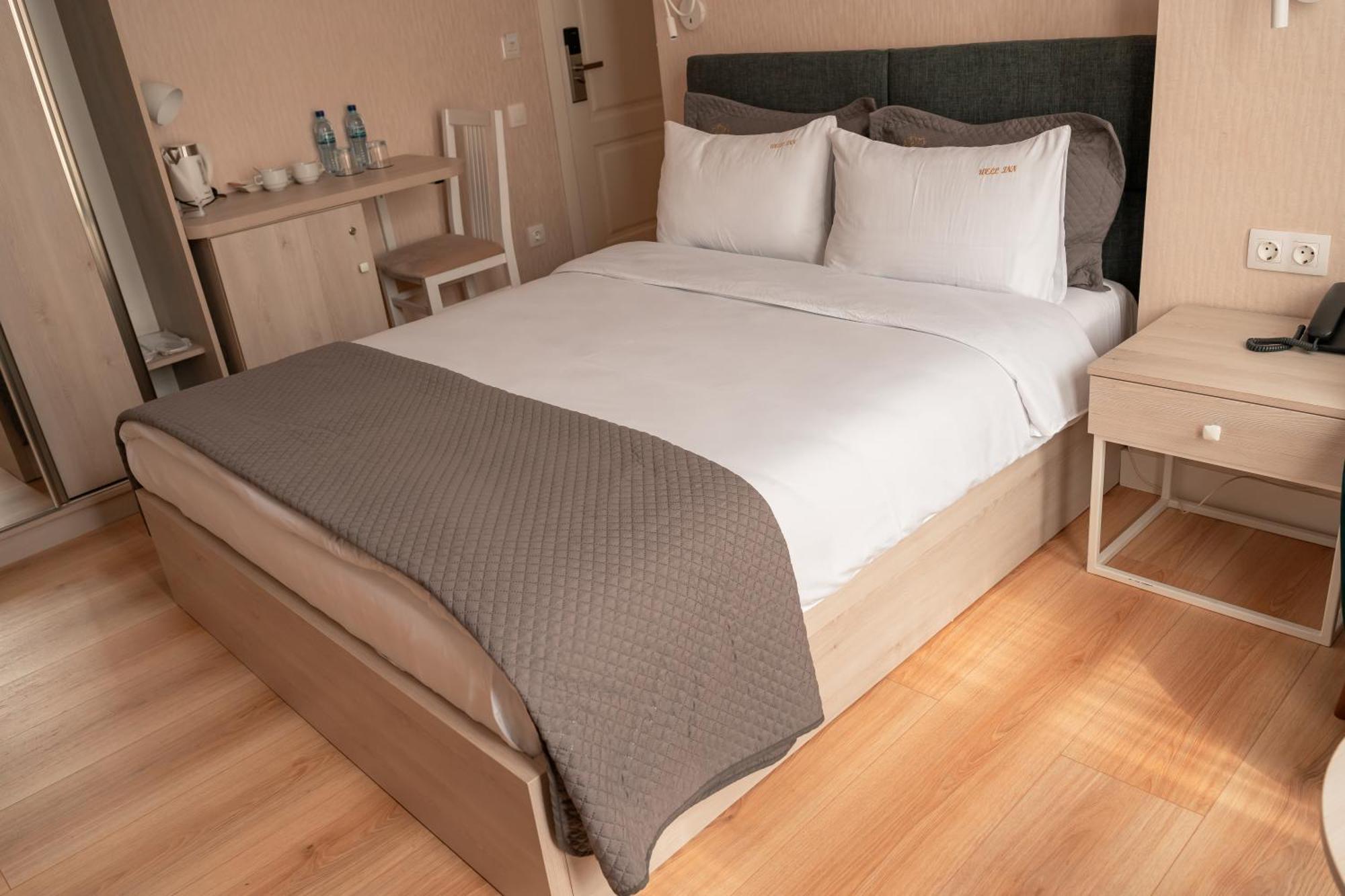 Hotel Well Inn Tbilisi Ngoại thất bức ảnh