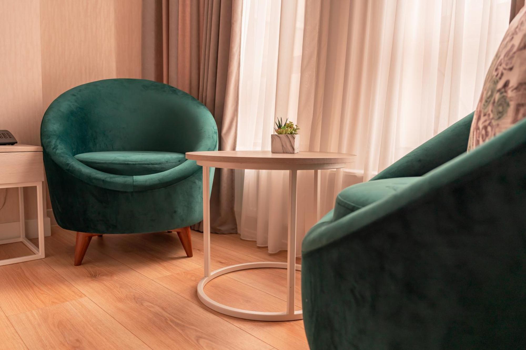 Hotel Well Inn Tbilisi Ngoại thất bức ảnh