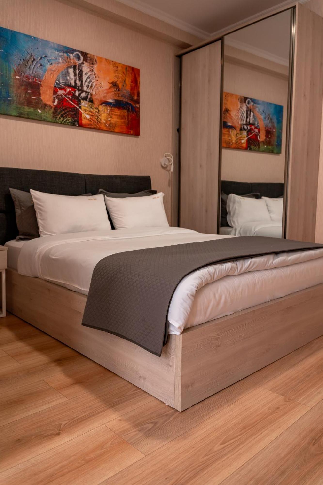 Hotel Well Inn Tbilisi Ngoại thất bức ảnh