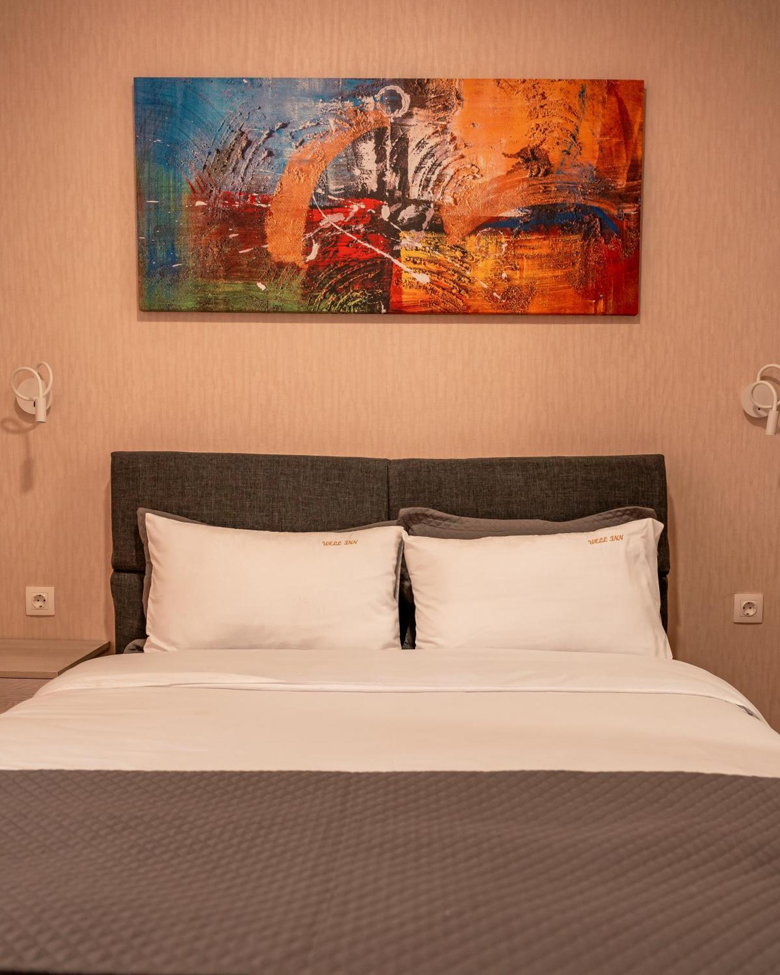 Hotel Well Inn Tbilisi Ngoại thất bức ảnh